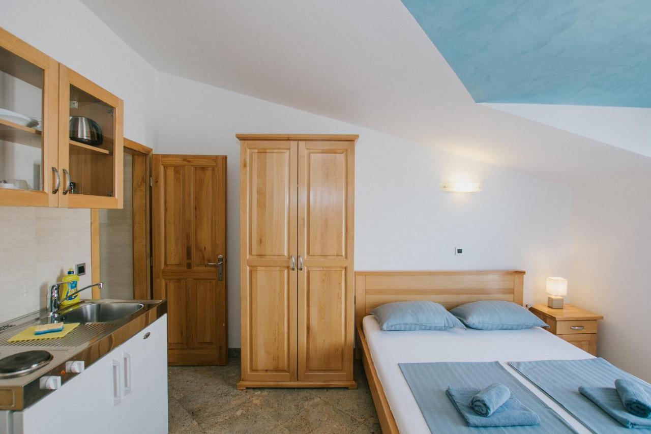 Ferienwohnung Blue Sea House Trogir Exterior foto