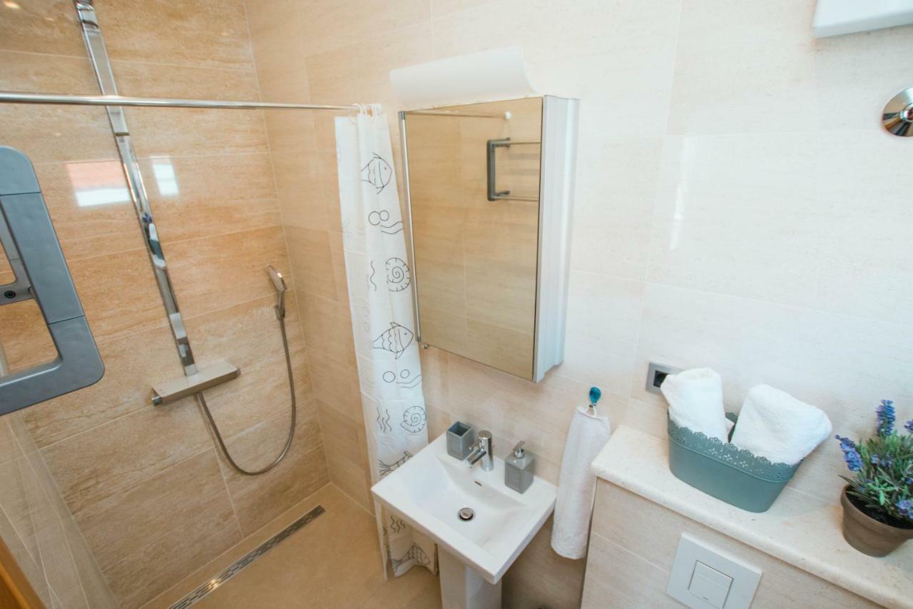 Ferienwohnung Blue Sea House Trogir Exterior foto