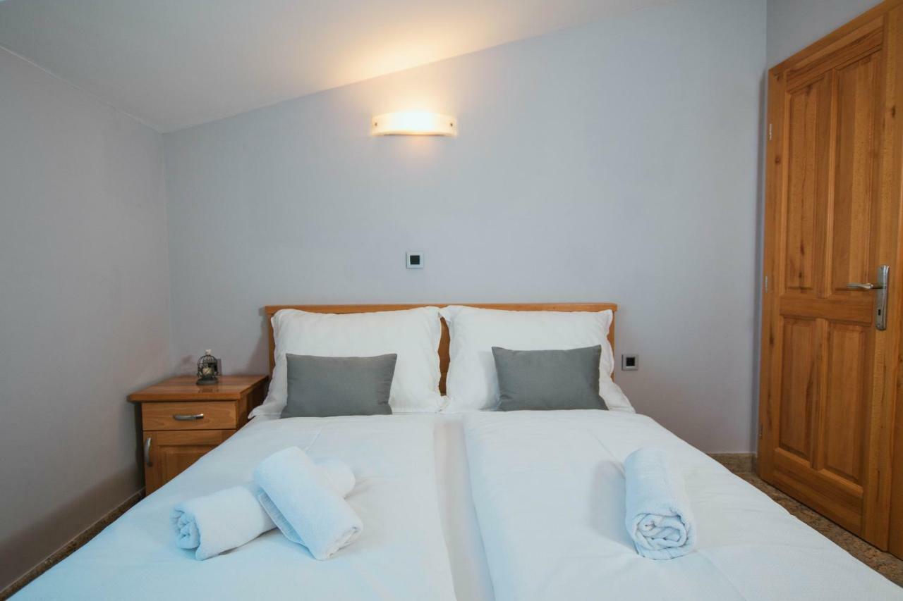 Ferienwohnung Blue Sea House Trogir Exterior foto